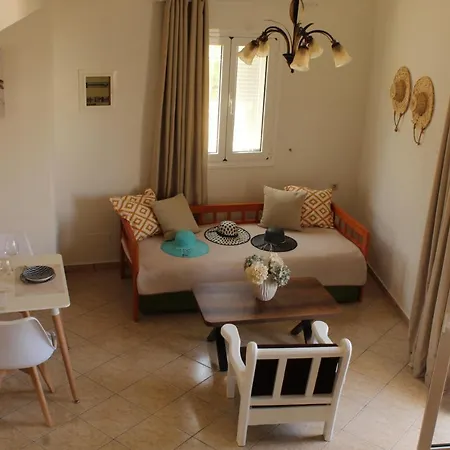Dimokritos Apartmán