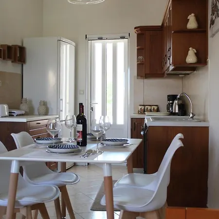 Dimokritos Apartmán Pitsidia